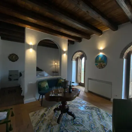 Hotel Castello Ducale Colonna