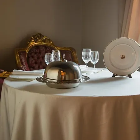 Castello Ducale Colonna Hotel